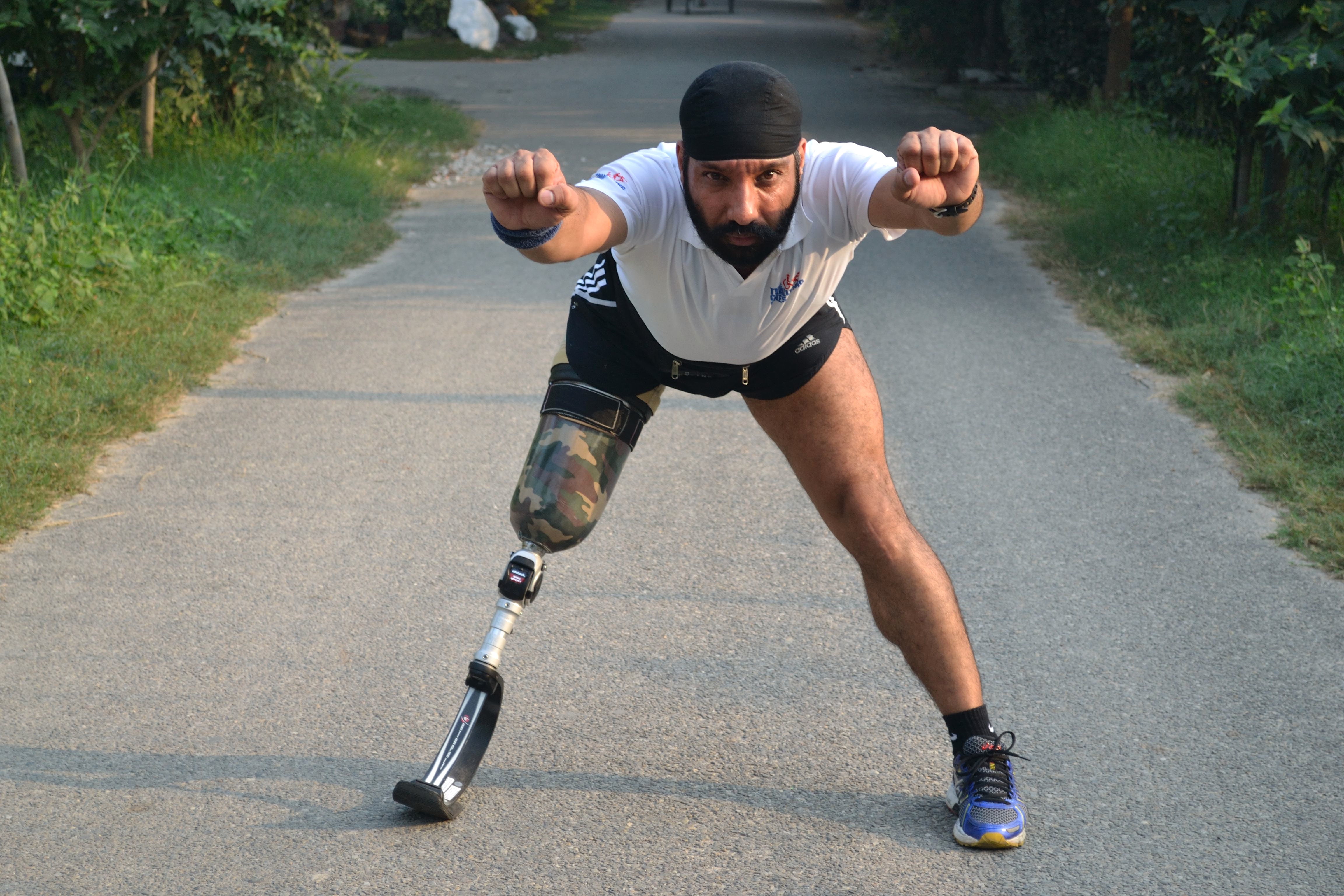 Devender Pal Singh indian blade runner